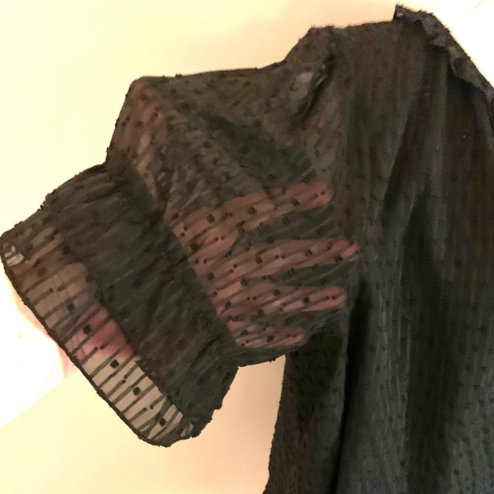 NWOT Kaari Blue Black Textured Ruffle-Sleeve Blouse - Picture 6 of 7